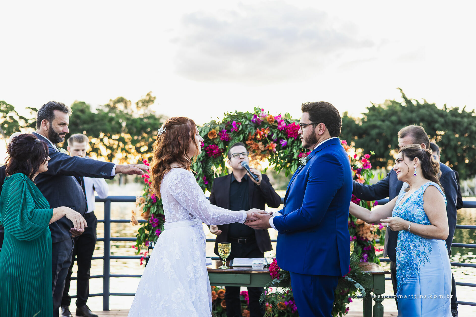 Casamento Letícia e Vinícius no espaço Monett Eventos