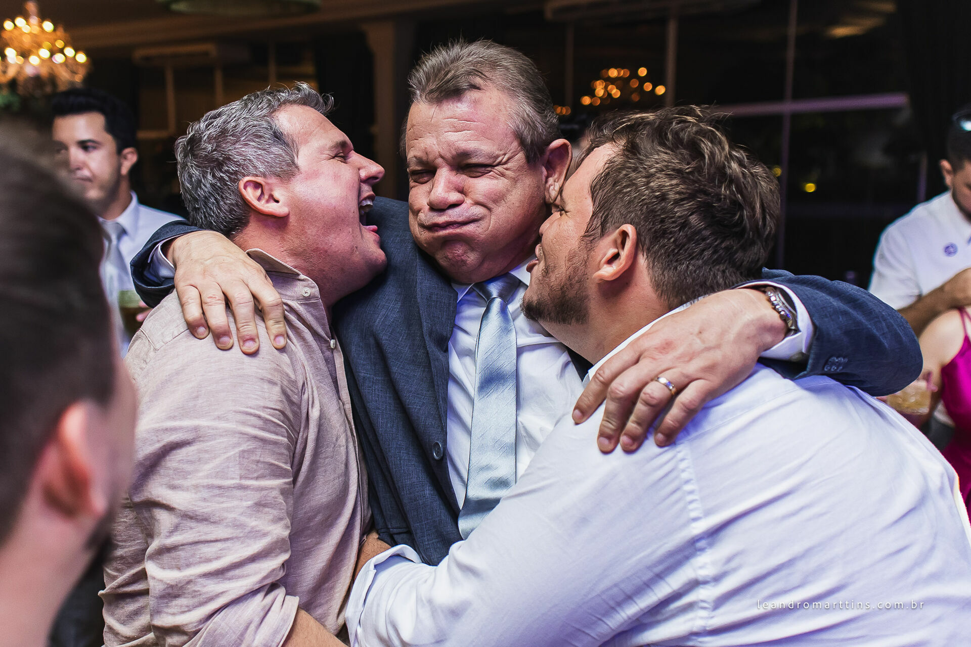 Casamento Letícia e Vinícius no espaço Monett Eventos