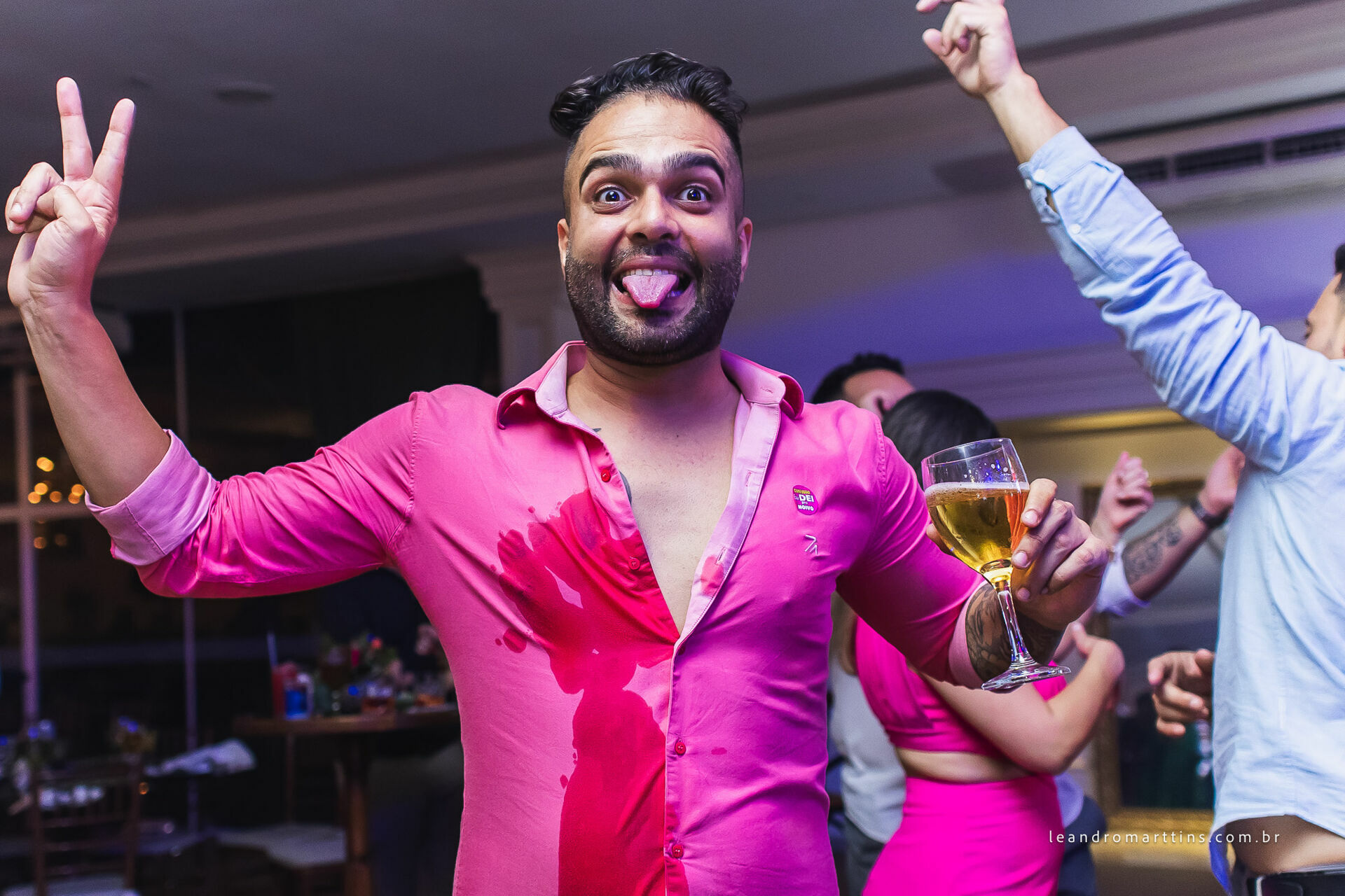 Casamento Letícia e Vinícius no espaço Monett Eventos