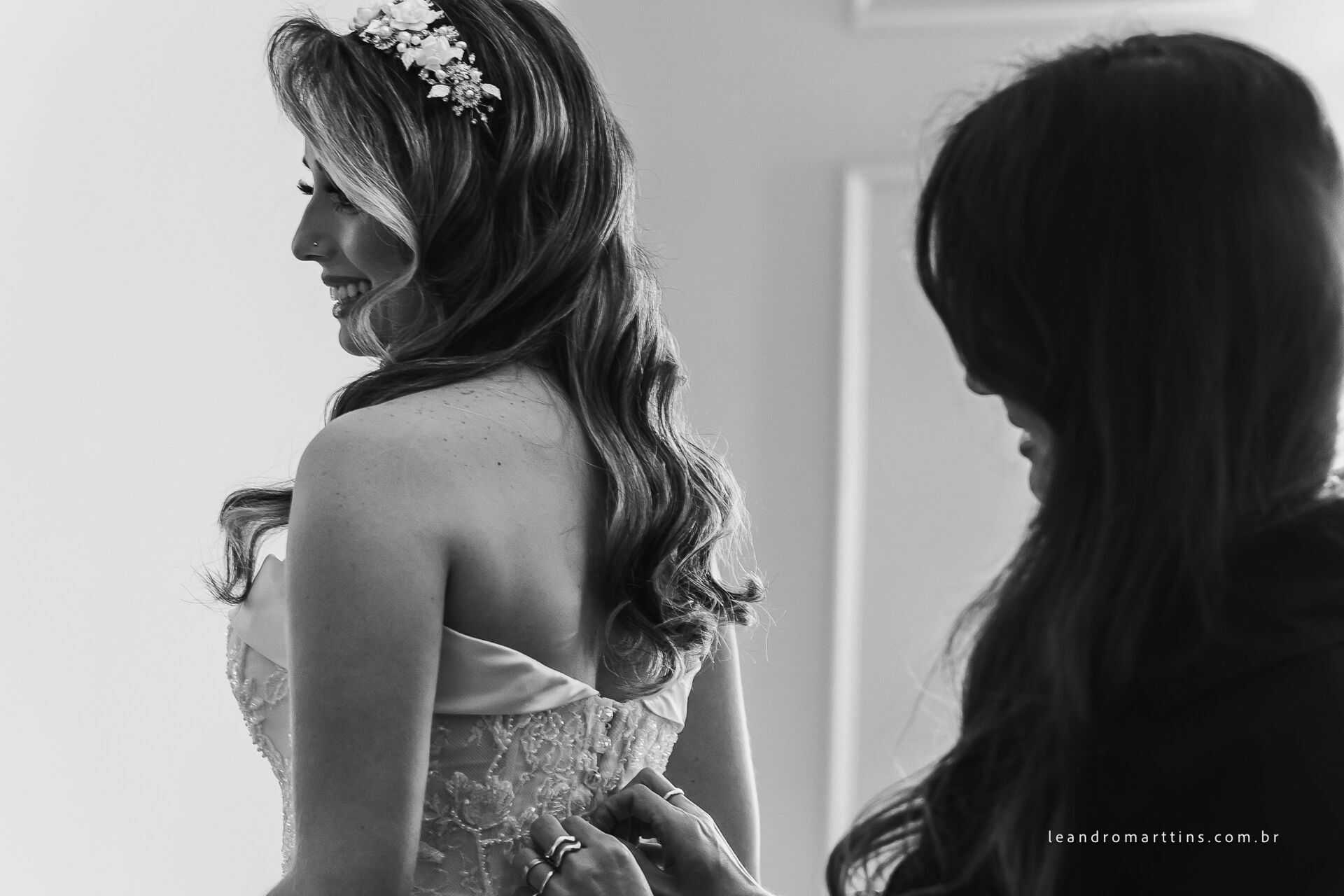 Casamento Thaís e Vitor no espaço Bella Faria Eventos