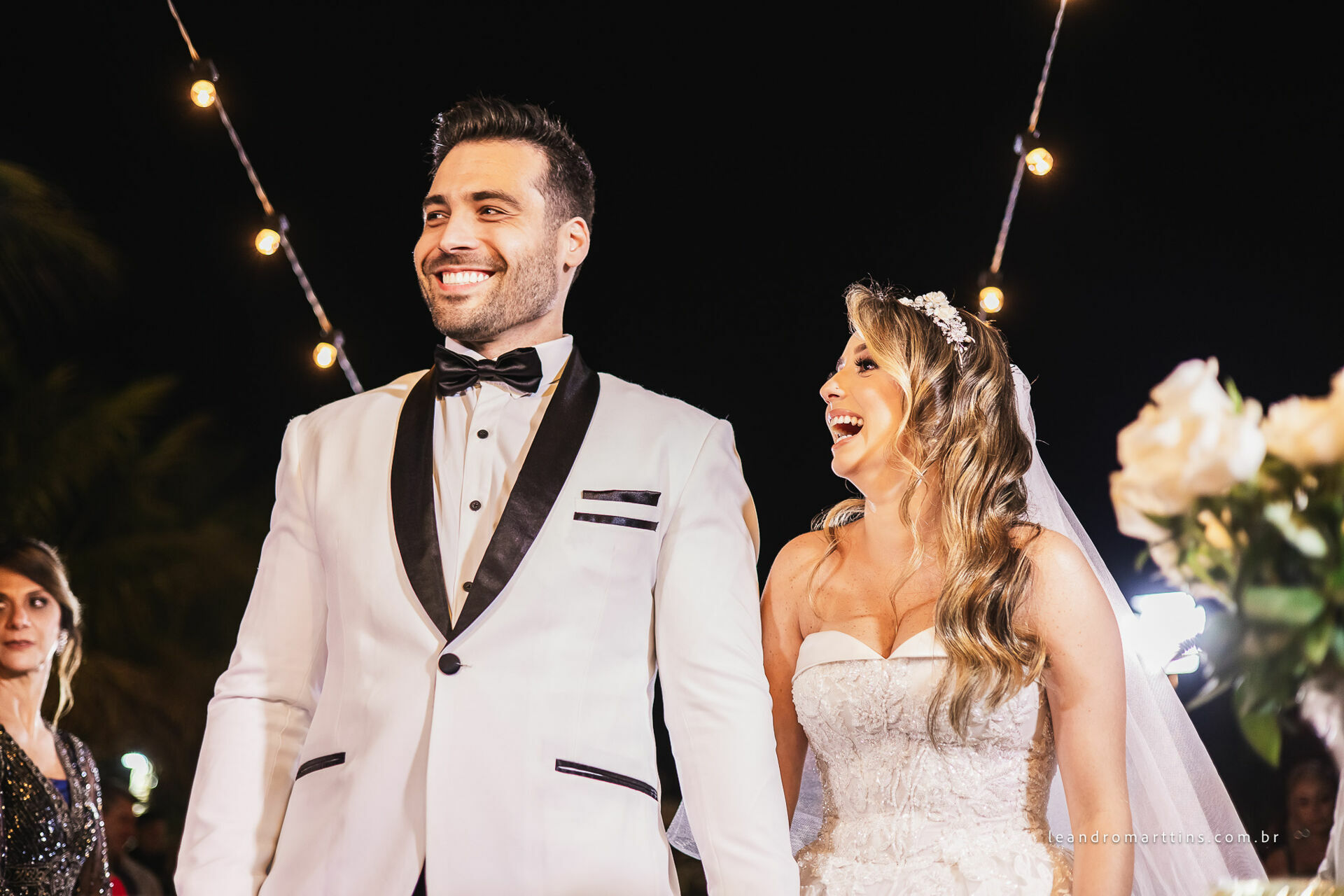 Casamento Thaís e Vitor no espaço Bella Faria Eventos