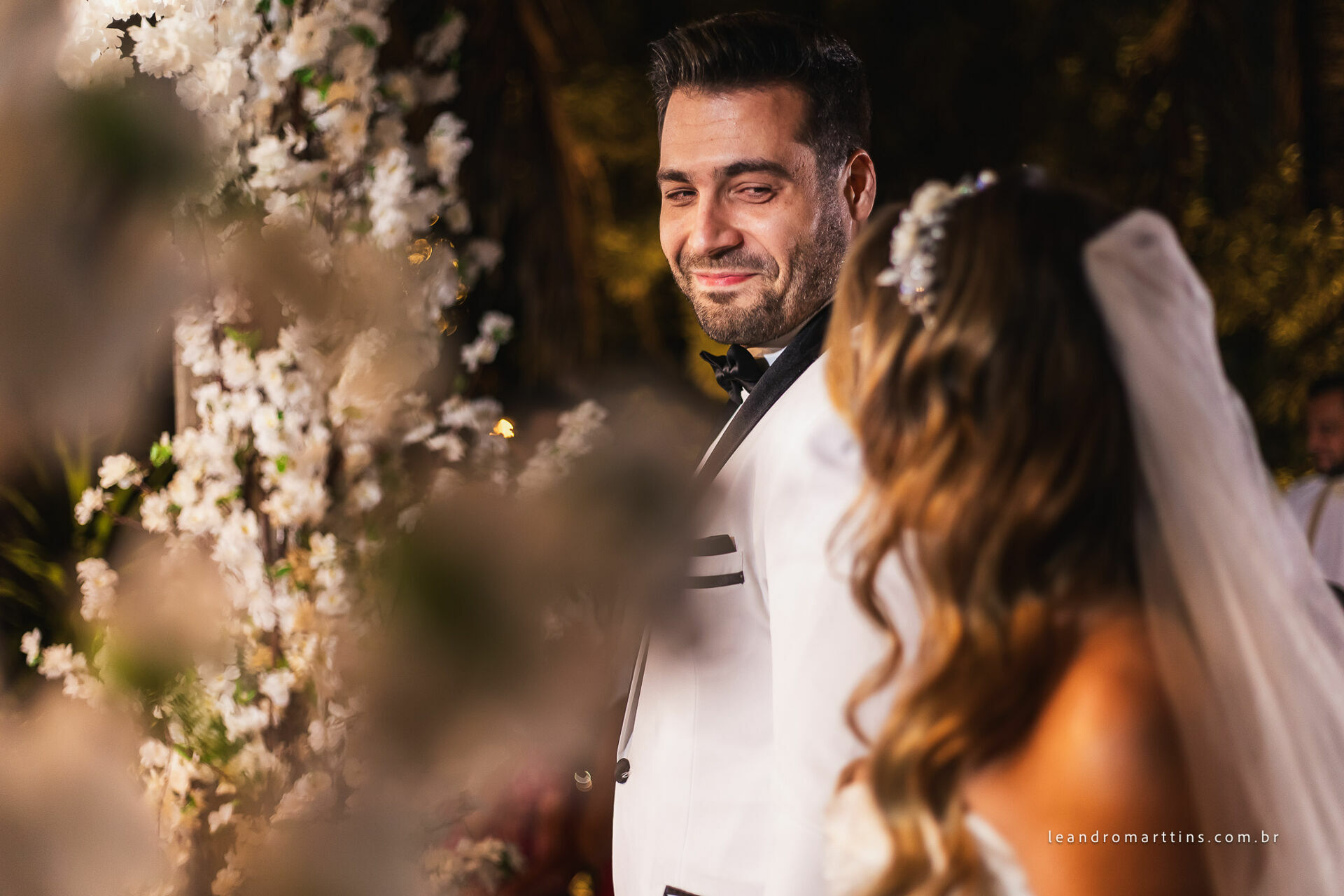 Casamento Thaís e Vitor no espaço Bella Faria Eventos