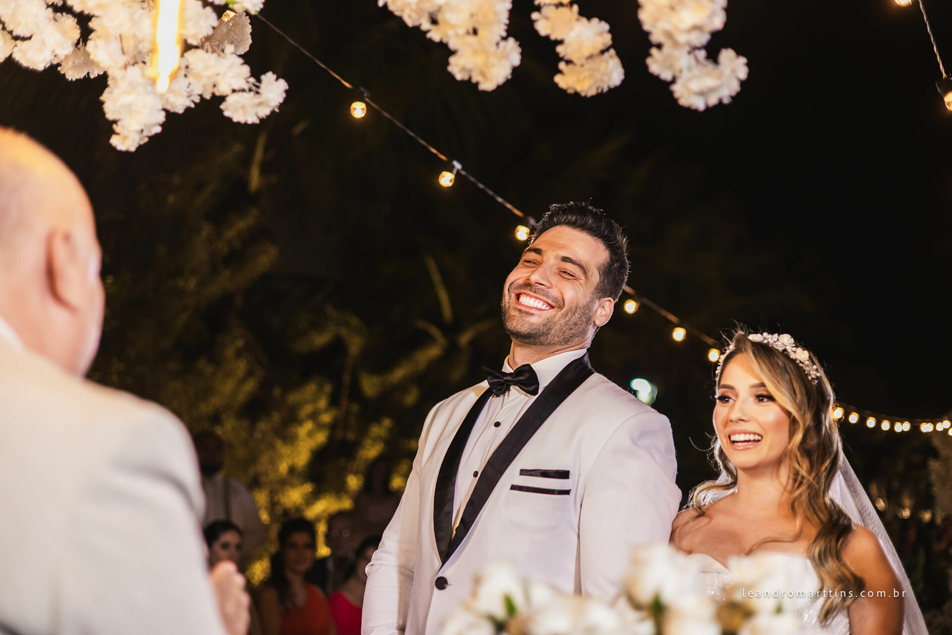 Casamento Thaís e Vitor no espaço Bella Faria Eventos