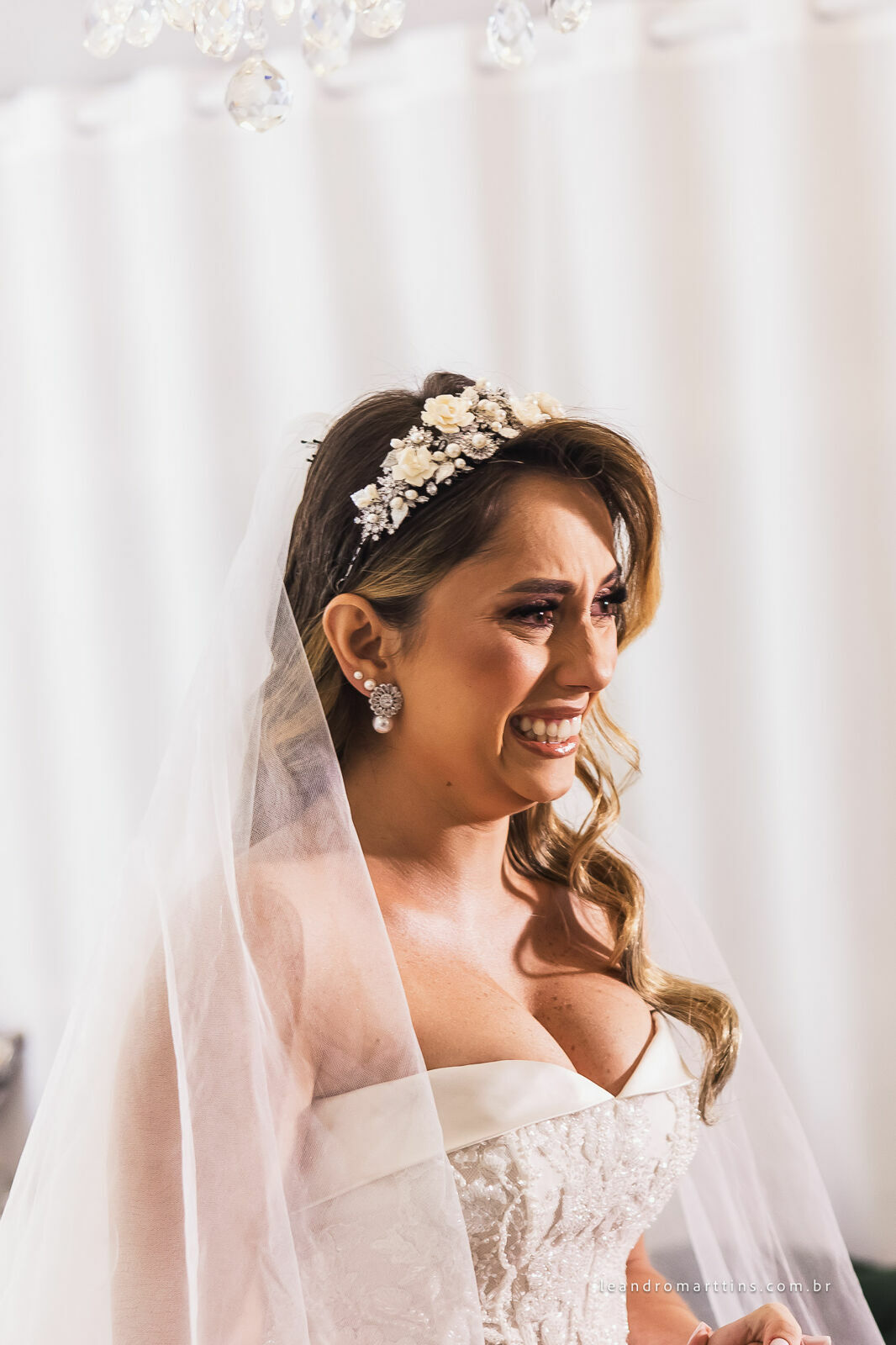 Casamento Thaís e Vitor no espaço Bella Faria Eventos
