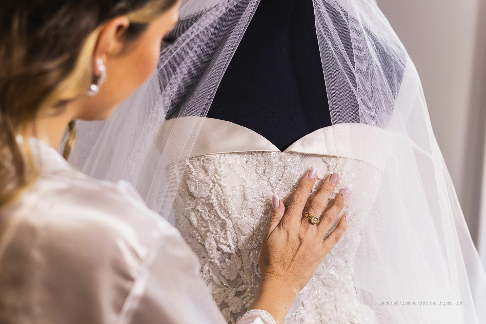 Casamento Thaís e Vitor no espaço Bella Faria Eventos