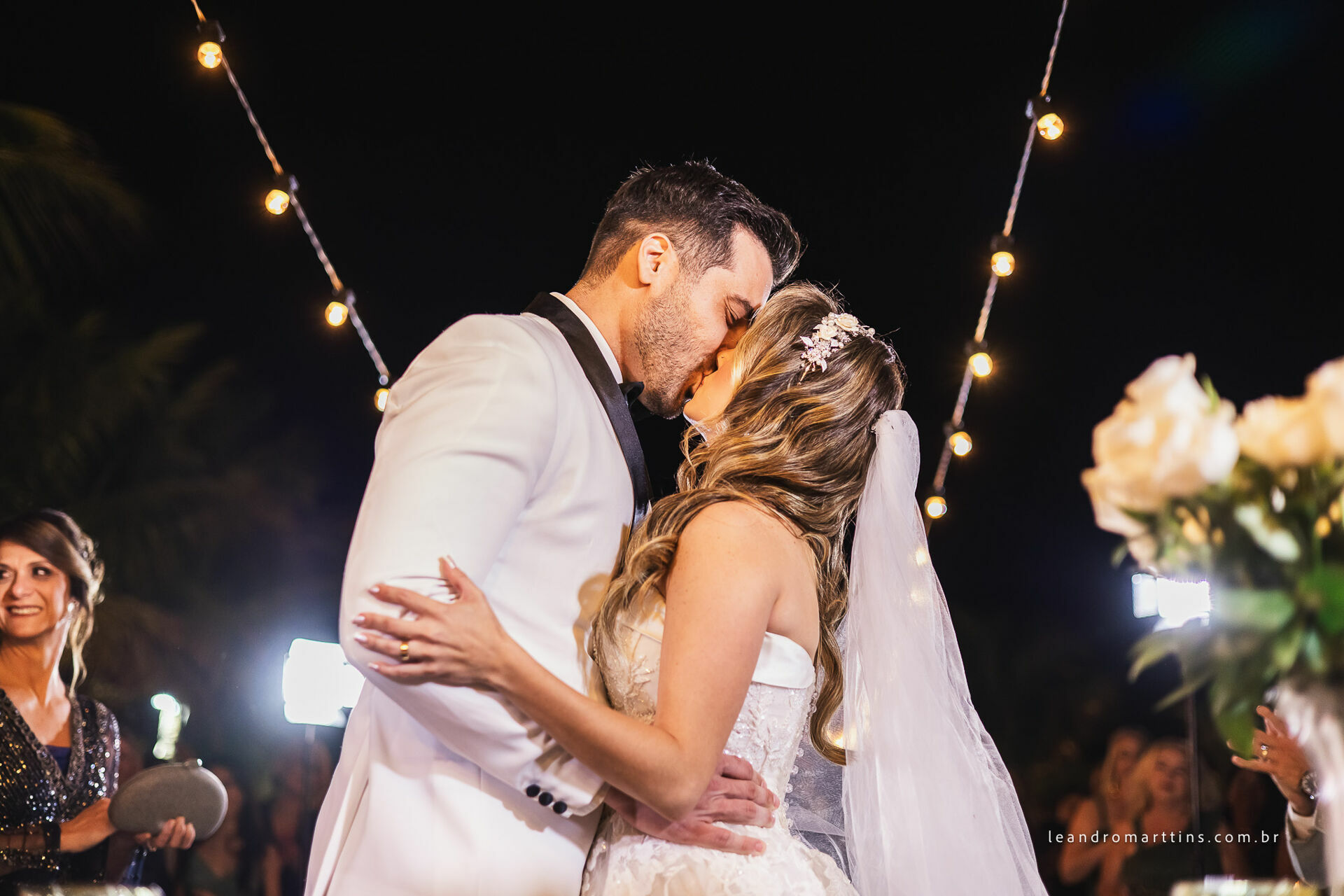 Casamento Thaís e Vitor no espaço Bella Faria Eventos