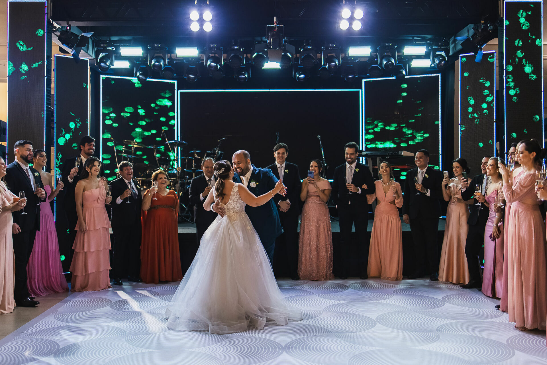 Casamento Thais e Guilherme no espaço Almeida Pires Buffet